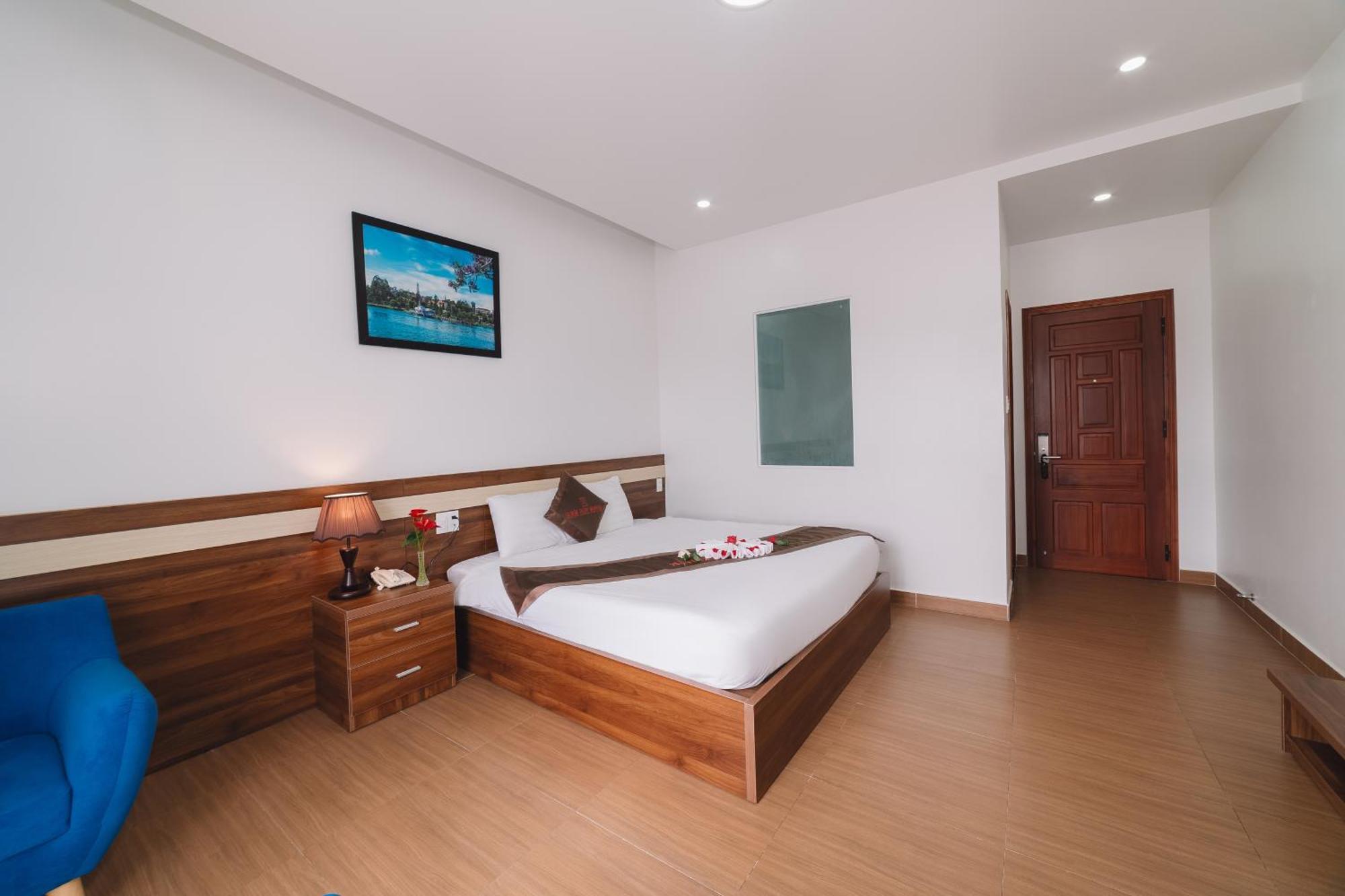 Anh Duc Hotel Da Lat City エクステリア 写真
