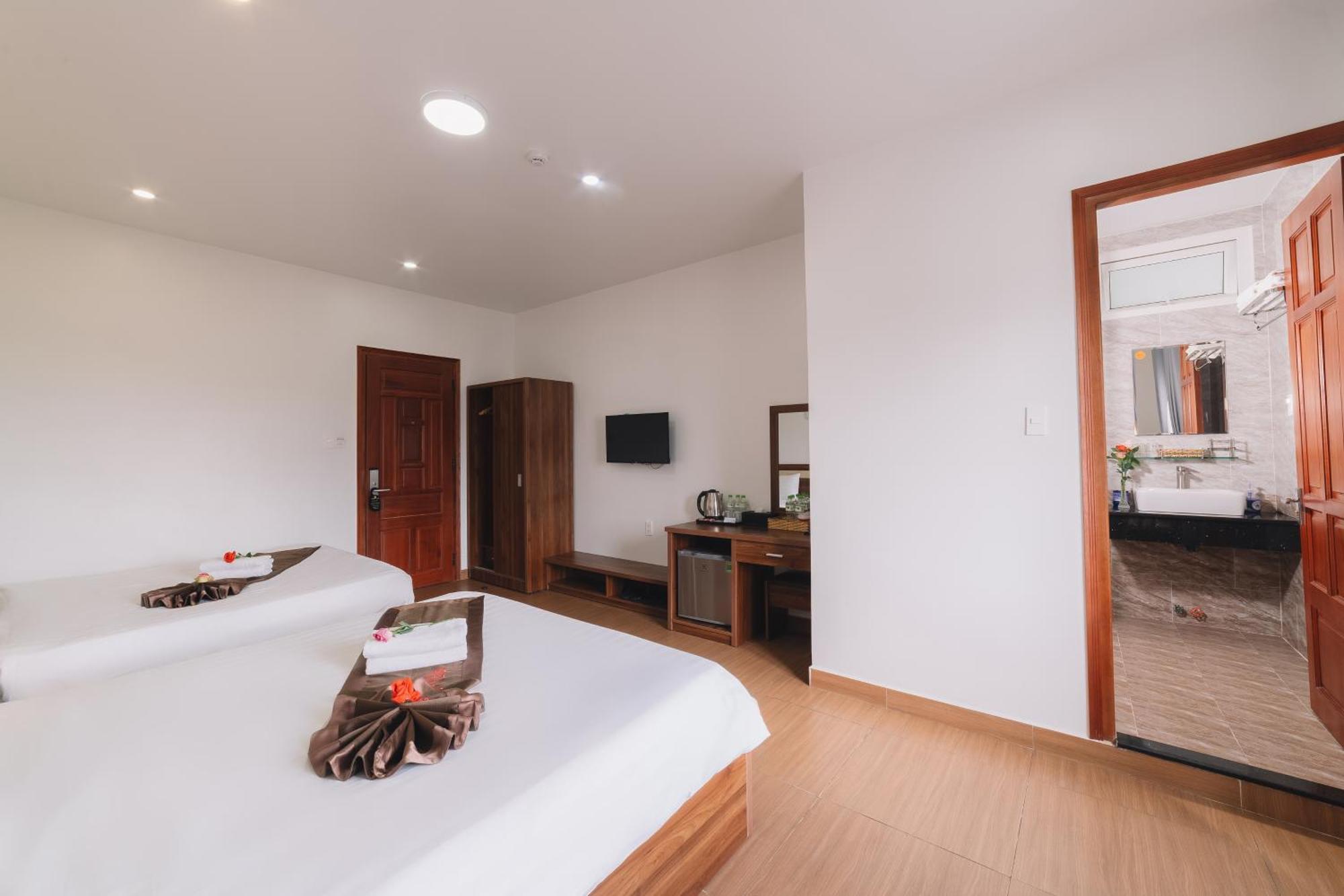 Anh Duc Hotel Da Lat City エクステリア 写真