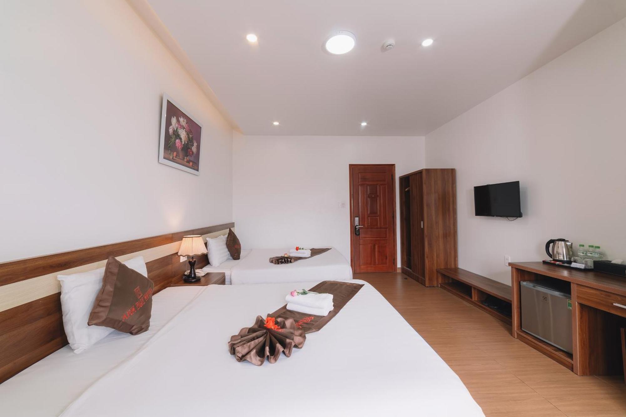 Anh Duc Hotel Da Lat City エクステリア 写真