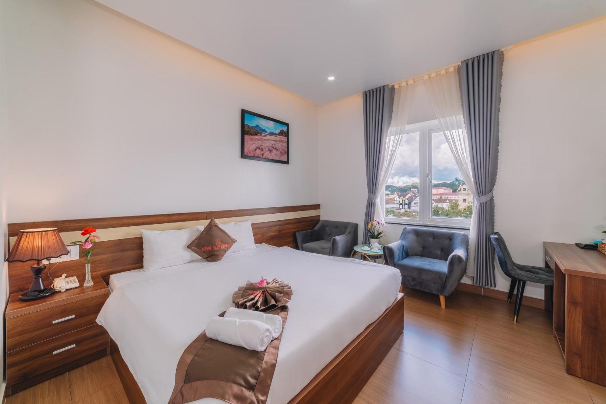 Anh Duc Hotel Da Lat City エクステリア 写真