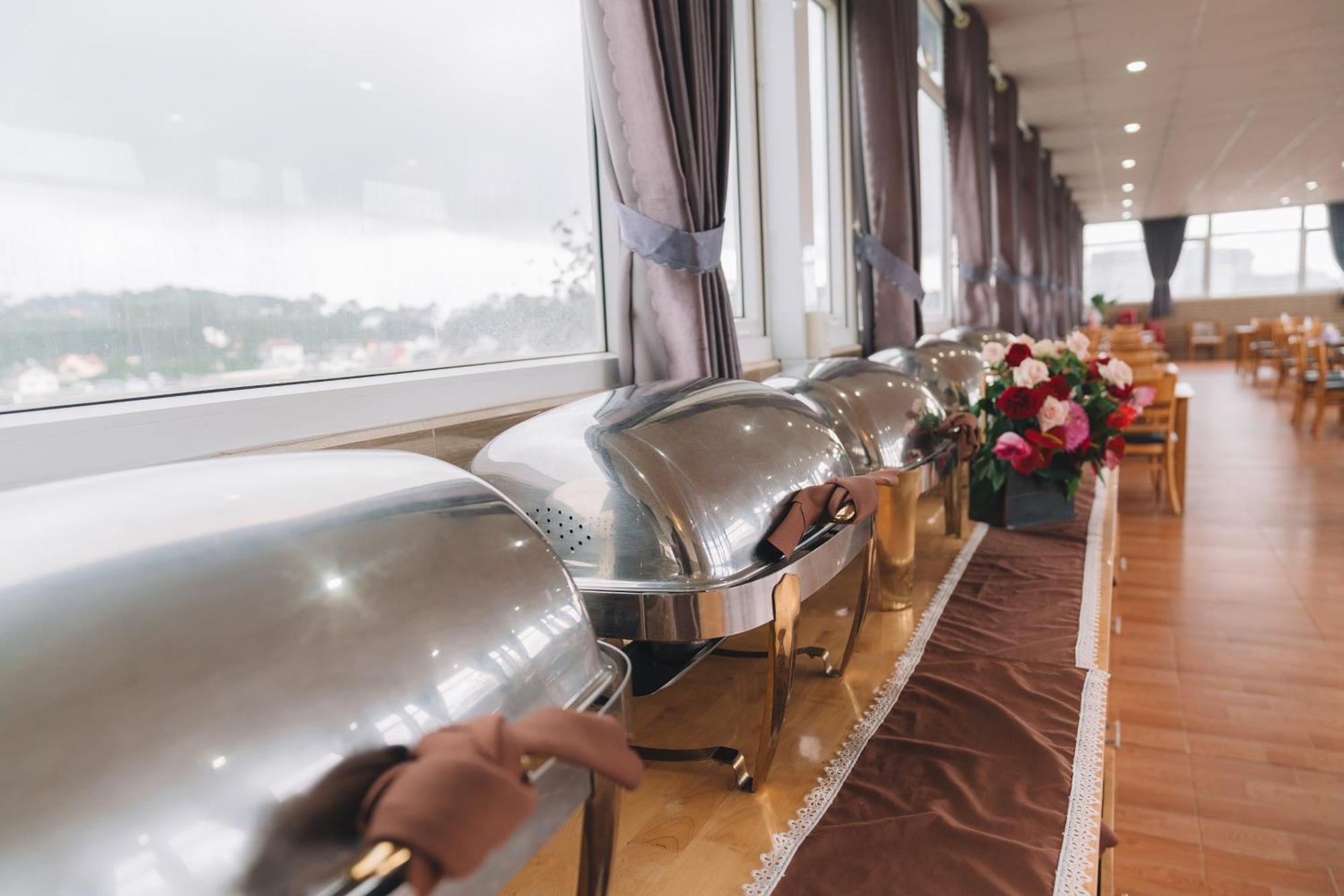 Anh Duc Hotel Da Lat City エクステリア 写真