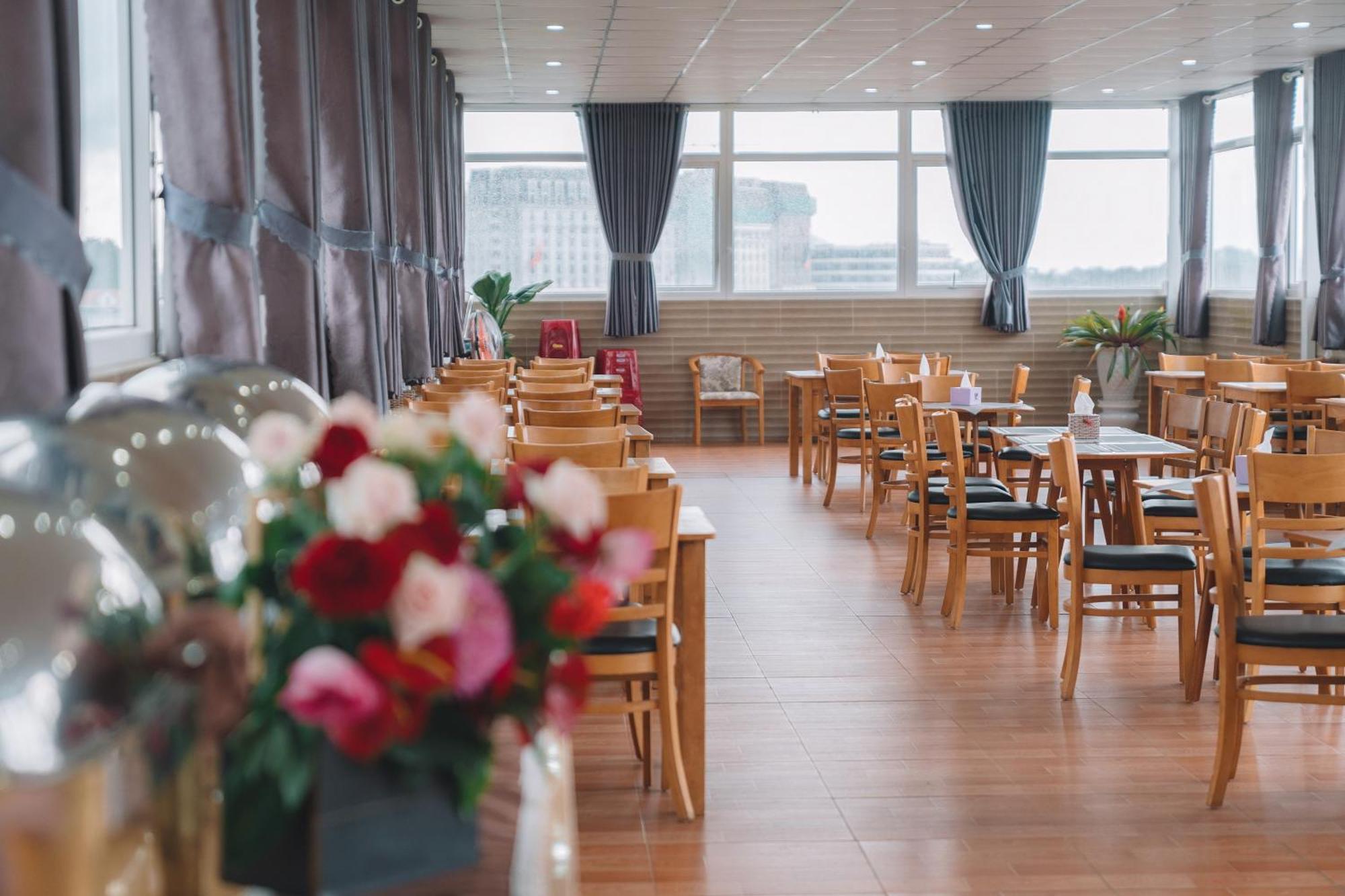 Anh Duc Hotel Da Lat City エクステリア 写真