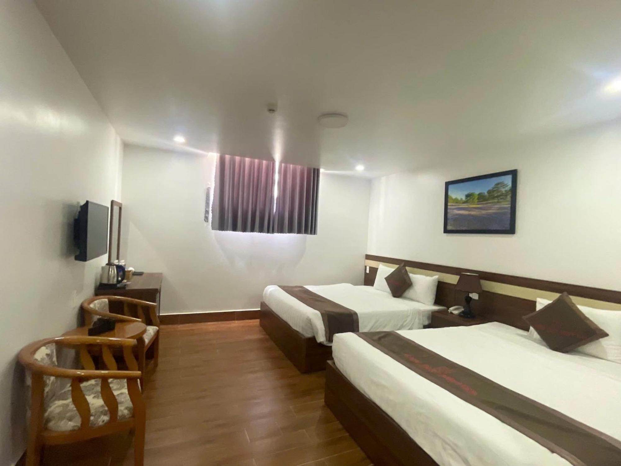 Anh Duc Hotel Da Lat City エクステリア 写真