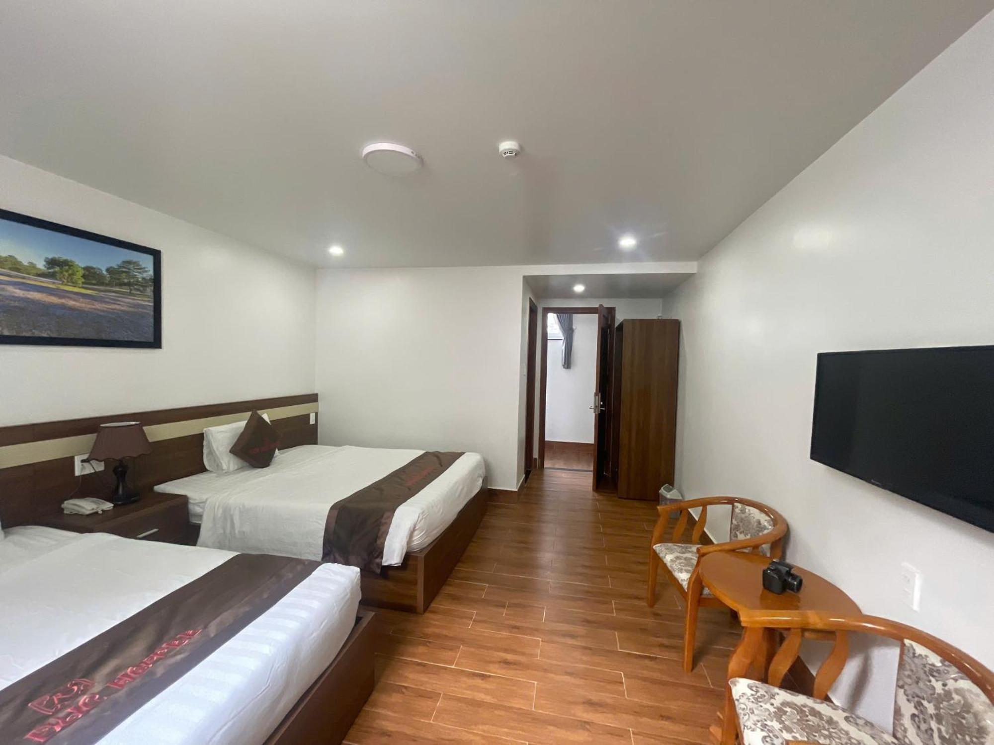 Anh Duc Hotel Da Lat City エクステリア 写真