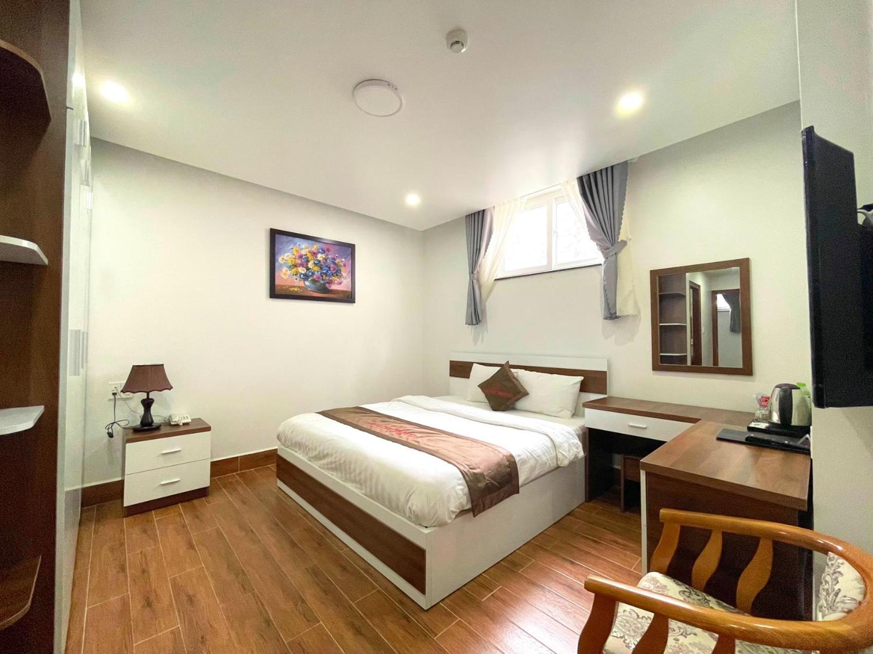 Anh Duc Hotel Da Lat City エクステリア 写真